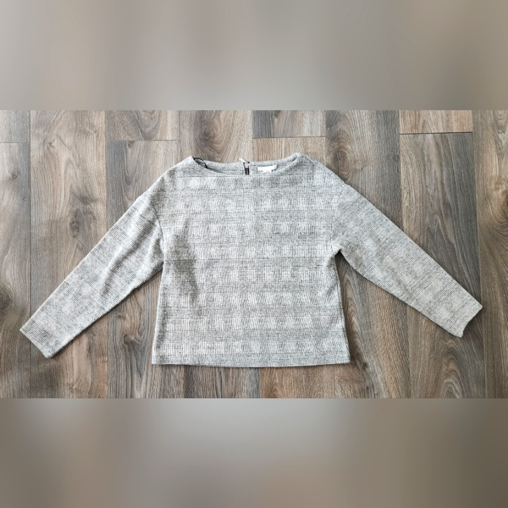 (H&M) Women's Woven Gray‎ Tweed Sweater size XS